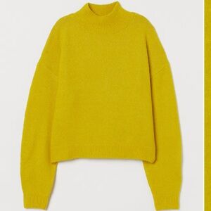 H&M wool blend turtleneck boxy knit sweater in vibrant yellow. Size L